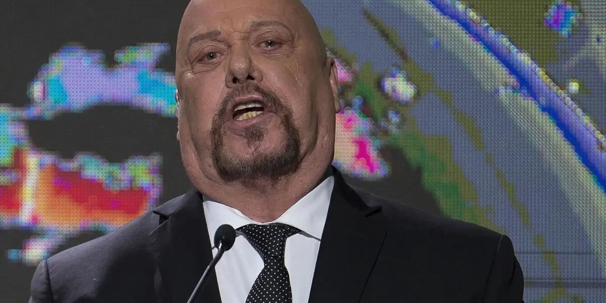 He was forced to apologize after criticizing Santiago Baños on air.