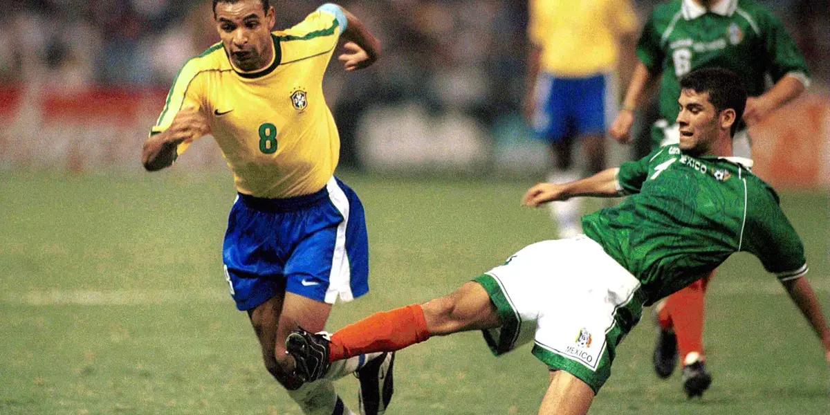 He was part of Mexico National Team in the 1999 FIFA Confederations Cup.