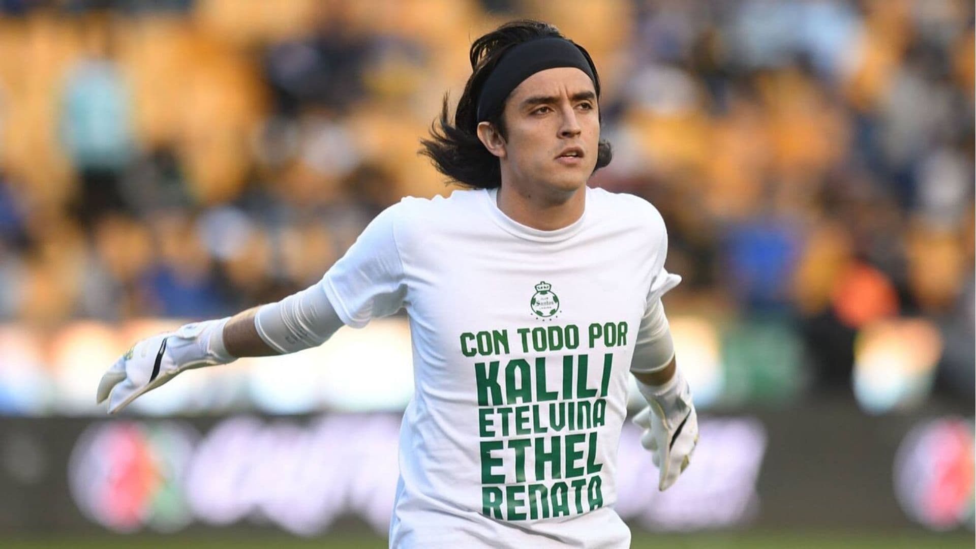 He was the best player of Santos Laguna against Cruz Azul.