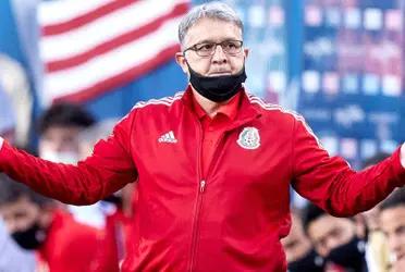 He will join Rogelio Funes Mori and Julio Furch.