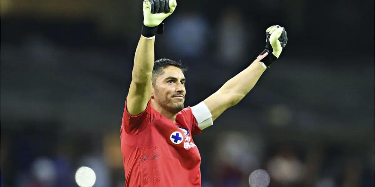 He will stop calling Guillermo Ochoa.