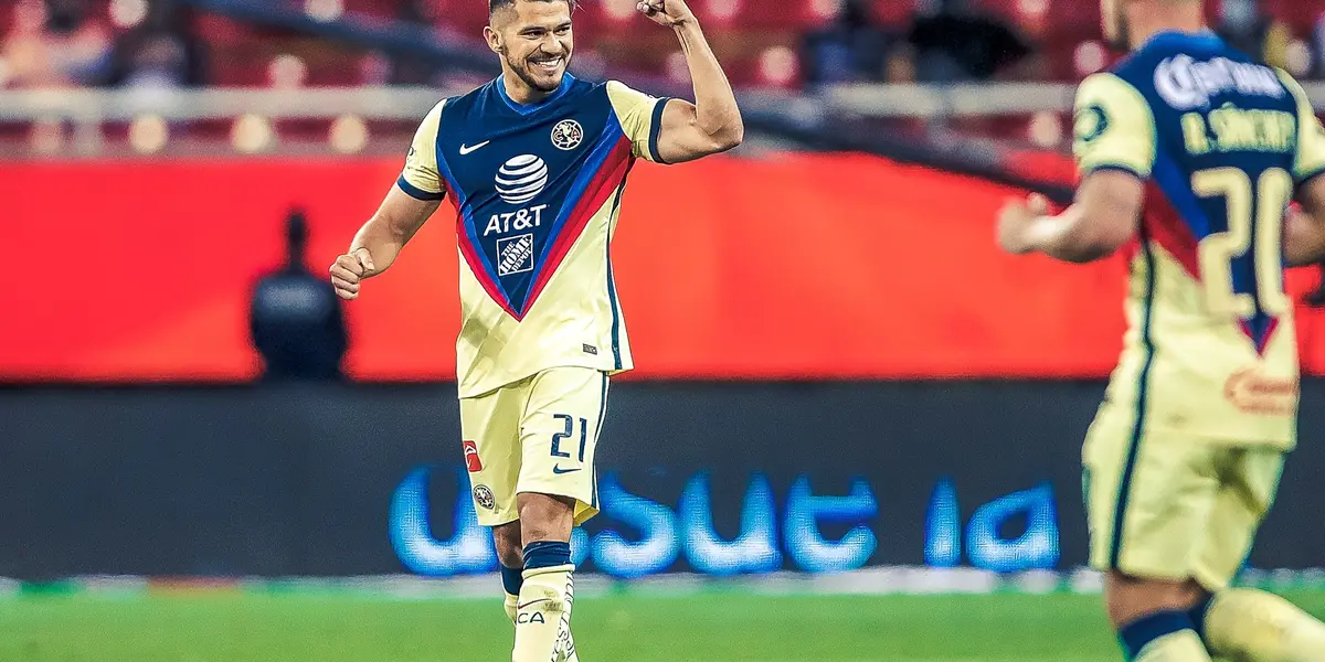 Henry Martín is an enormous striker for America, who is talked about more for the celebrations with which he celebrates, than for his own goals.