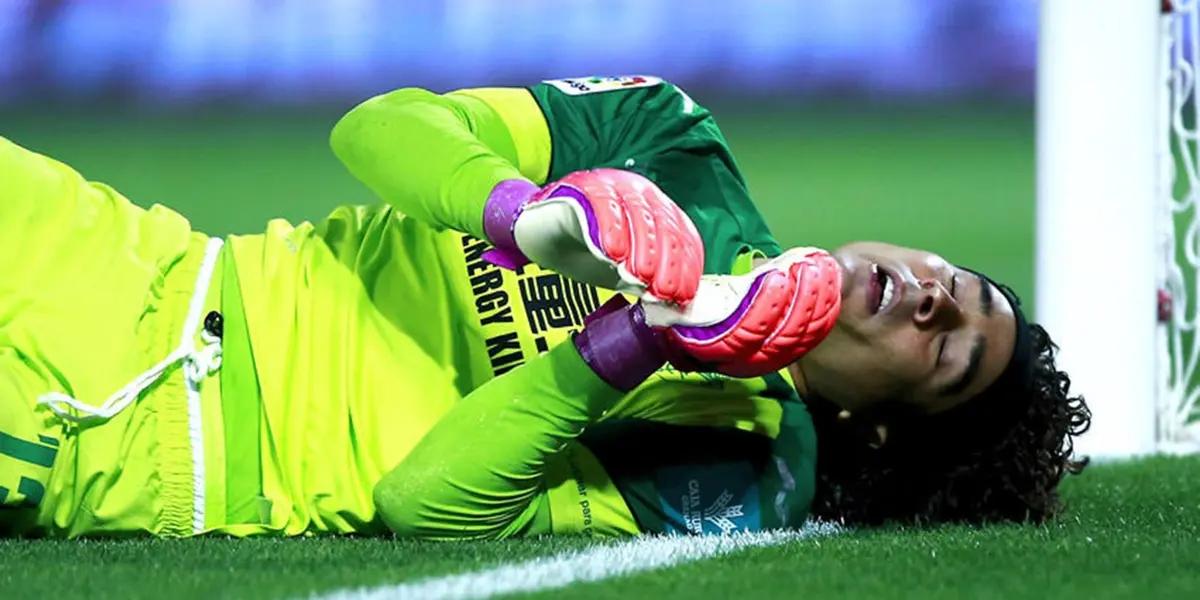 Herrera prefers Jimenez over Ochoa for the game against Tigres and that is why he would have asked the Community Manager of America to expose Ochoa in a peculiar way.