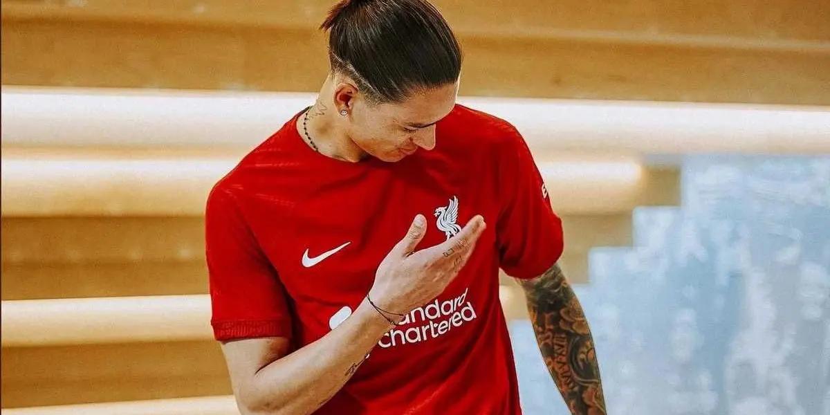 His teammates are excited about his arrival to the squad, he is expected to have an immediate impact on the pitch.