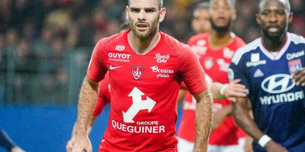 Hours ago, it was announced that FC Dallas is seeking the signing of a Colombian midfielder. However, hours later, it is revealed that they are also searching for another continent.