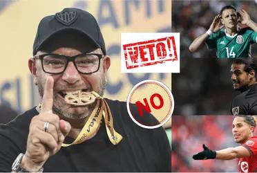 If Antonio Mohamed takes over as coach of El Tri, a vetoed player would return by order of the coach, Ochoa trembles.