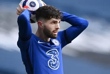 If Callum-Hudson Odoi leaves Chelsea, Pulisic would have less direct competition to be in the starter team.