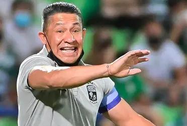 Ignacio Ambriz is a former Mexican professional footballer and currently a football manager. He was a former assistant manager of El Tri. See how many times he won titles in his playing career.