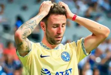 In America they would punish indiscipline and in addition to Layún, two more would leave the club