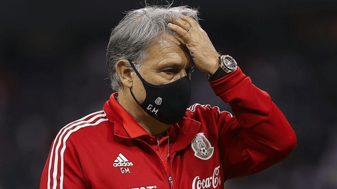 In an episode that caught the attention of friends and strangers alike, Gerardo Martino got into tremendous trouble with his bosses.