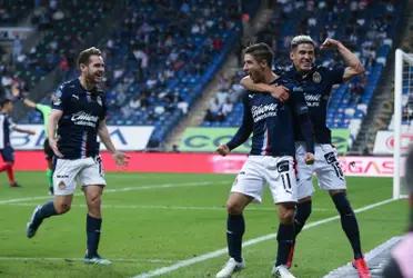 In the blink of an eye, Chivas fans sold out the model.