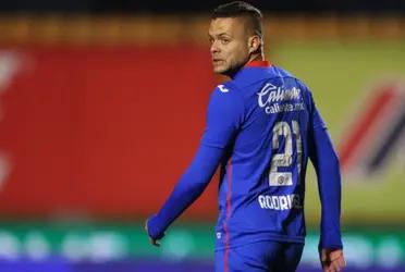 In the midst of the coronavirus pandemic, the player attended an event and was fined, both by his club and by his teammates