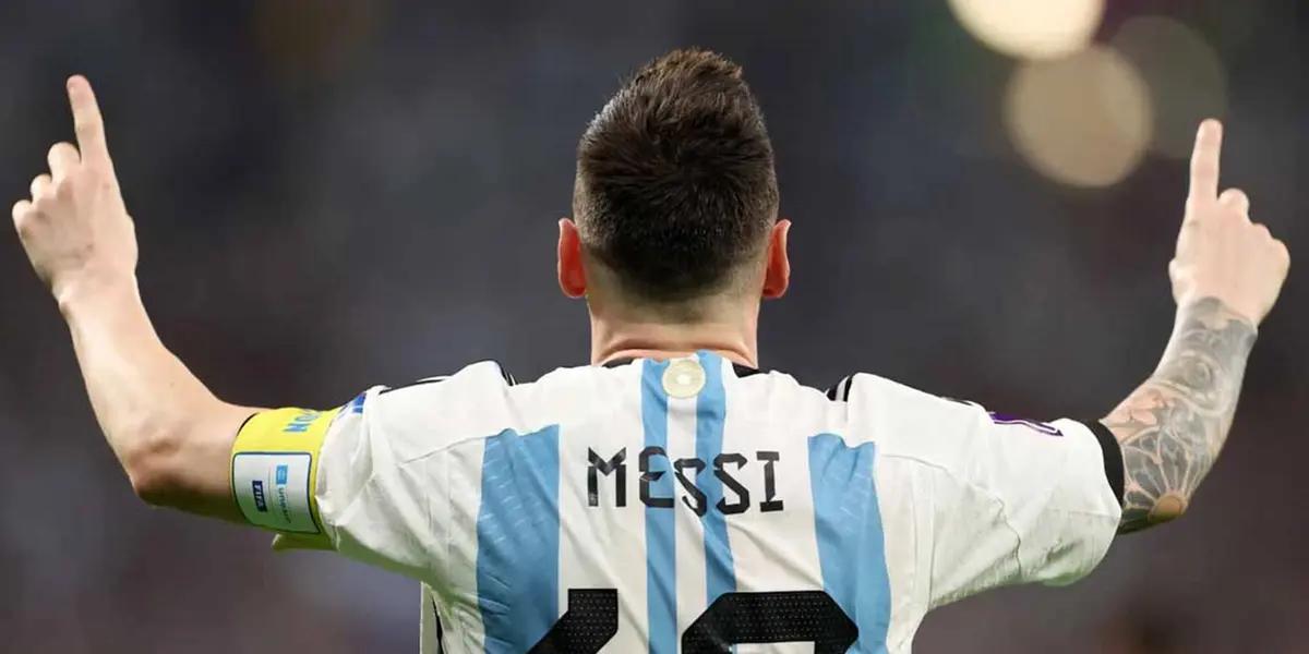 In this place it is forbidden to wear the Argentinean shirt inside the stadium