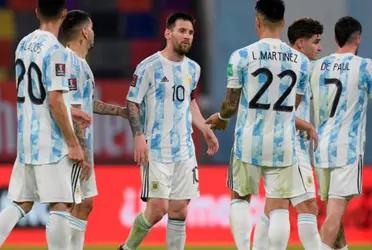 Inter Milan and AC Milan are jostling for the signature of 21-year-old River Plate striker, Julian Alvarez.