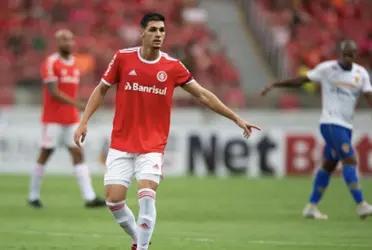 Inter de Porto Alegre player has the choice between representing Brazil or the United States, due to his parents nationalities.