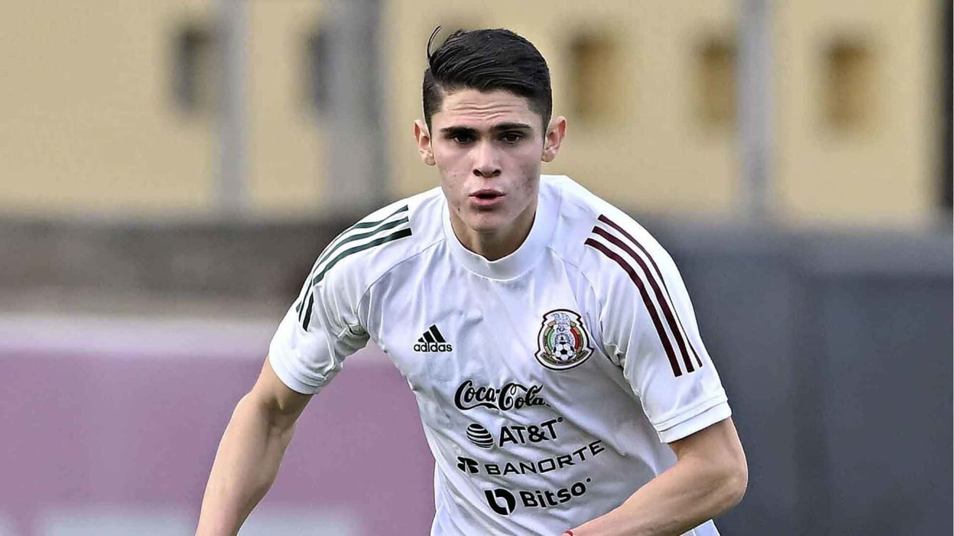 Israel Reyes has become one of the best defenders in Liga MX.