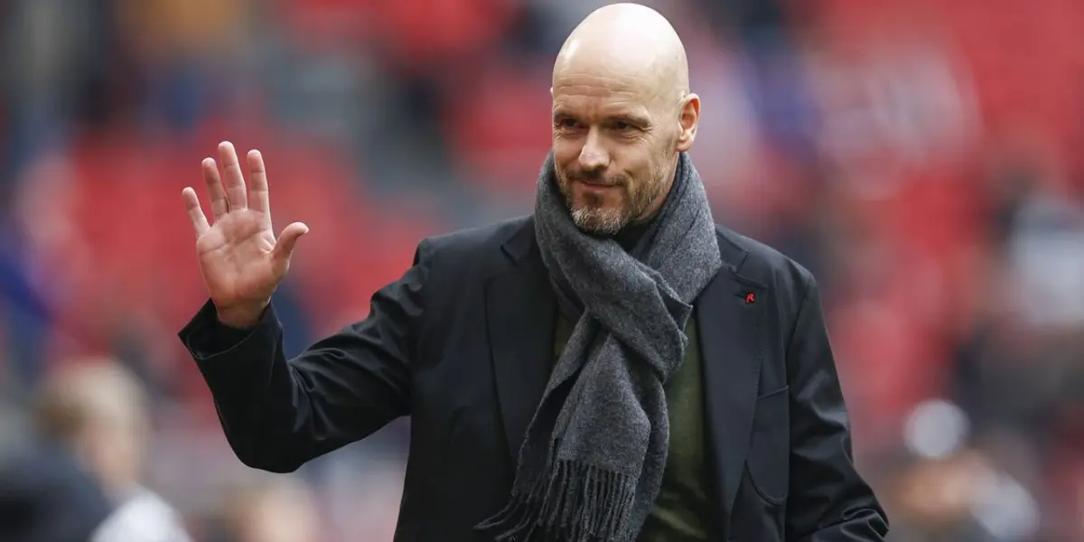 It has been confirmed that the Dutch coach will leave Eredivisie side Ajax Amsterdam. 
