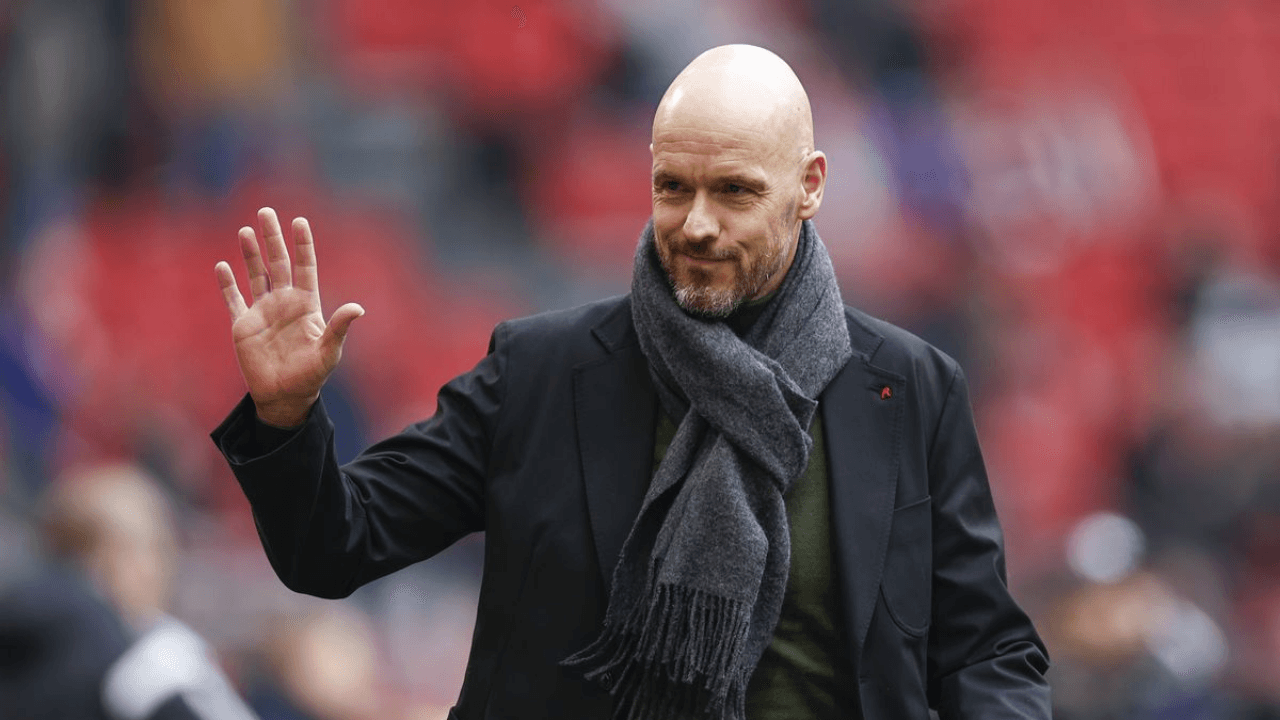 It has been confirmed that the Dutch coach will leave Eredivisie side Ajax Amsterdam.
