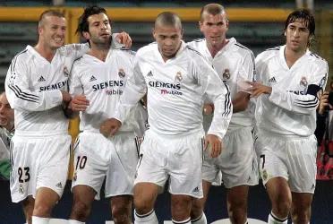 It was not enough for this great international player to collect more than $ 2 million per year in Real Madrid and be champion with Beckham or Zidane and he ended up bankrupt.