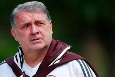 It’s the third player that decides to stop supporting the Argentinian coach.