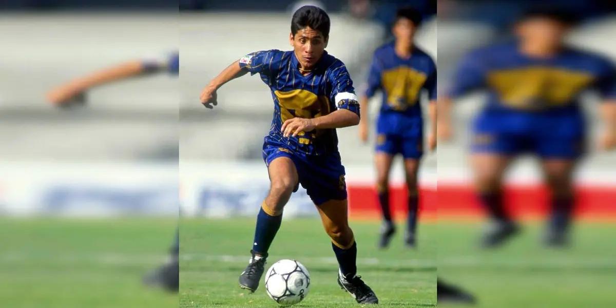 Jorge Campos was not only great under the goal, but he also had an impressive quality, he was an excellent striker