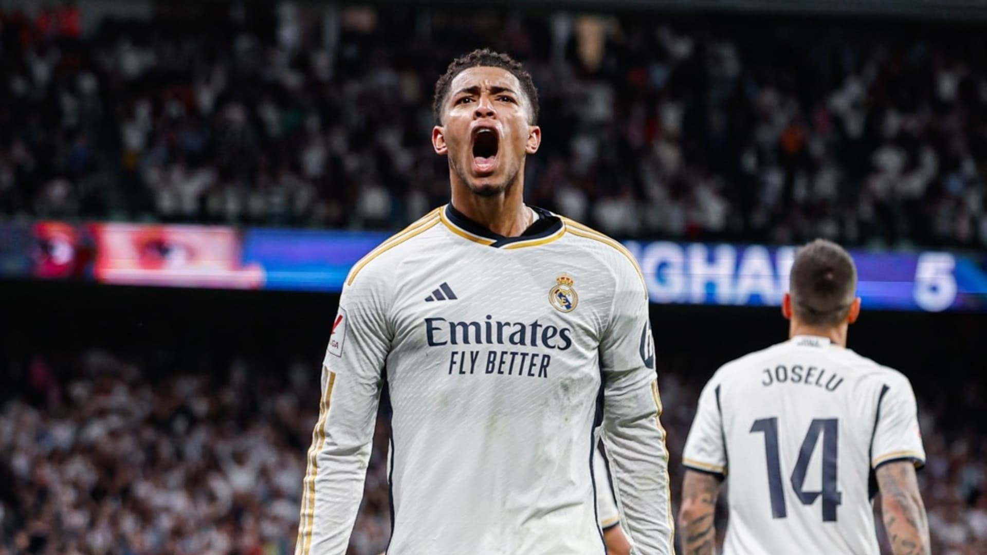 Jude Bellingham celebrates his goal against FC Barcelona at the Santiago Bernabeu.