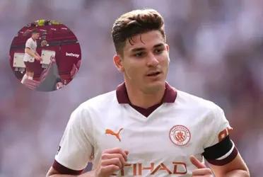 Julian Alvarez had a noble gesture with Argentinian fans that visited him at London Stadium.