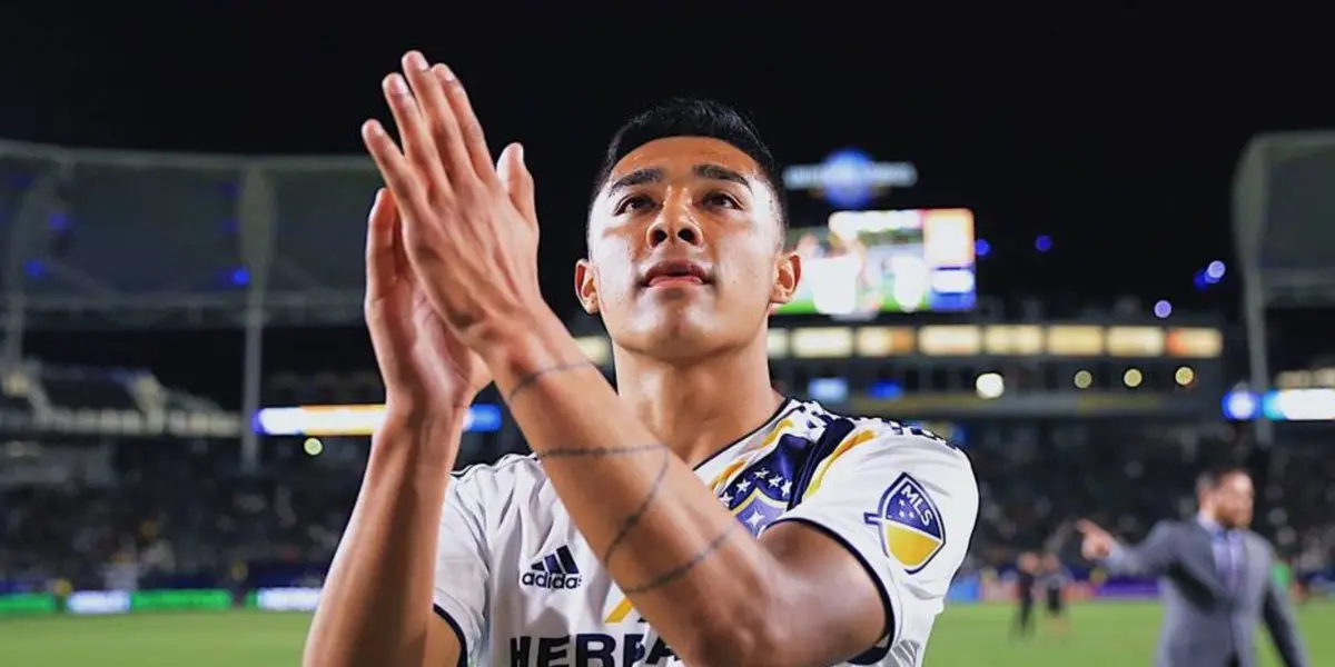 Julián Araujo, the young Los Angeles Galaxy's right back and one the best talents of the MLS, was born in the US but his parents are Mexicans.