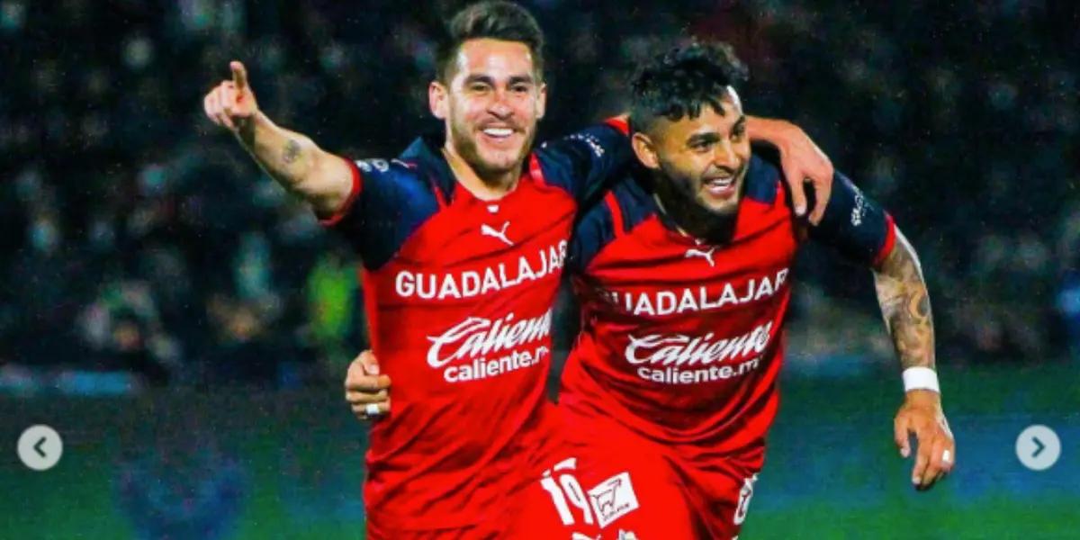 Just a few weeks ago, "Canelo" Angulo had one foot out of the institution; today, he sealed a victory with which the red and white team returns to the fight for the title.