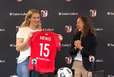 Kansas City Current is determined to take it all in the upcoming NWSL season and with the signing of Sam Mewis, all indications are that they mean business. 