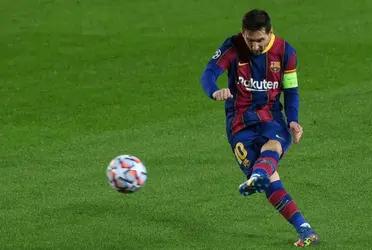 Koeman left out of the squad several players and the team is thinking of selling them to force Messi to stay.