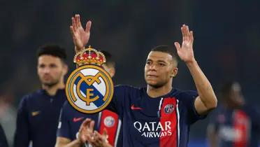 Kylian Mbappé claps to the PSG fans at the Parc des Princes.