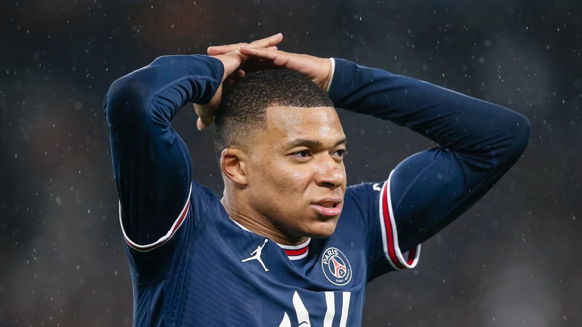 Kylian Mbappé has been embroiled in controversy for his attitude on the field towards other stars such as Messi and Neymar.