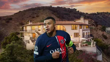 Kylian Mbappé playing football with a PSG jersey in the Champions League.