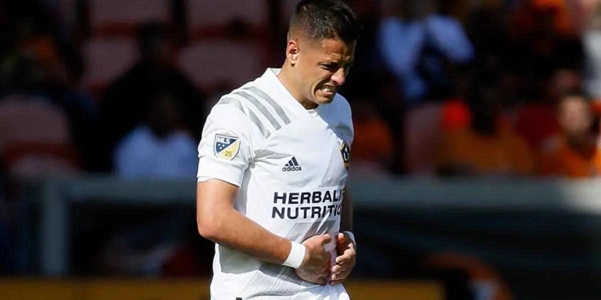 LA Galaxy has not been able to win any of the games when Chicharito Hernández is on the field. In total, the club tied twice and lost seven times with the Mexican.