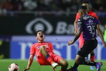 La Maquina midfielder injured his fibula during the tie against Mazatlán and will be sidelined for the entire tournament.