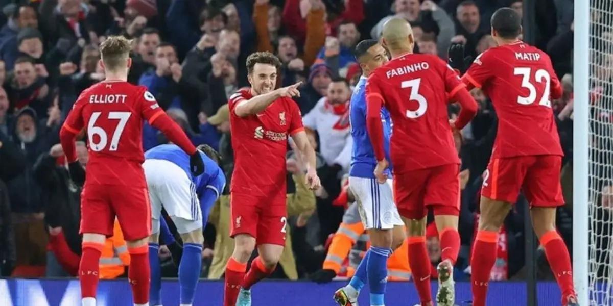 Leicester, who were saved thanks to Kasper Schmeichel's countless saves, ended up succumbing to the Reds in which Diogo Jota stood out with a double. Luis Díaz started for the first time and was a real headache for the Foxes.