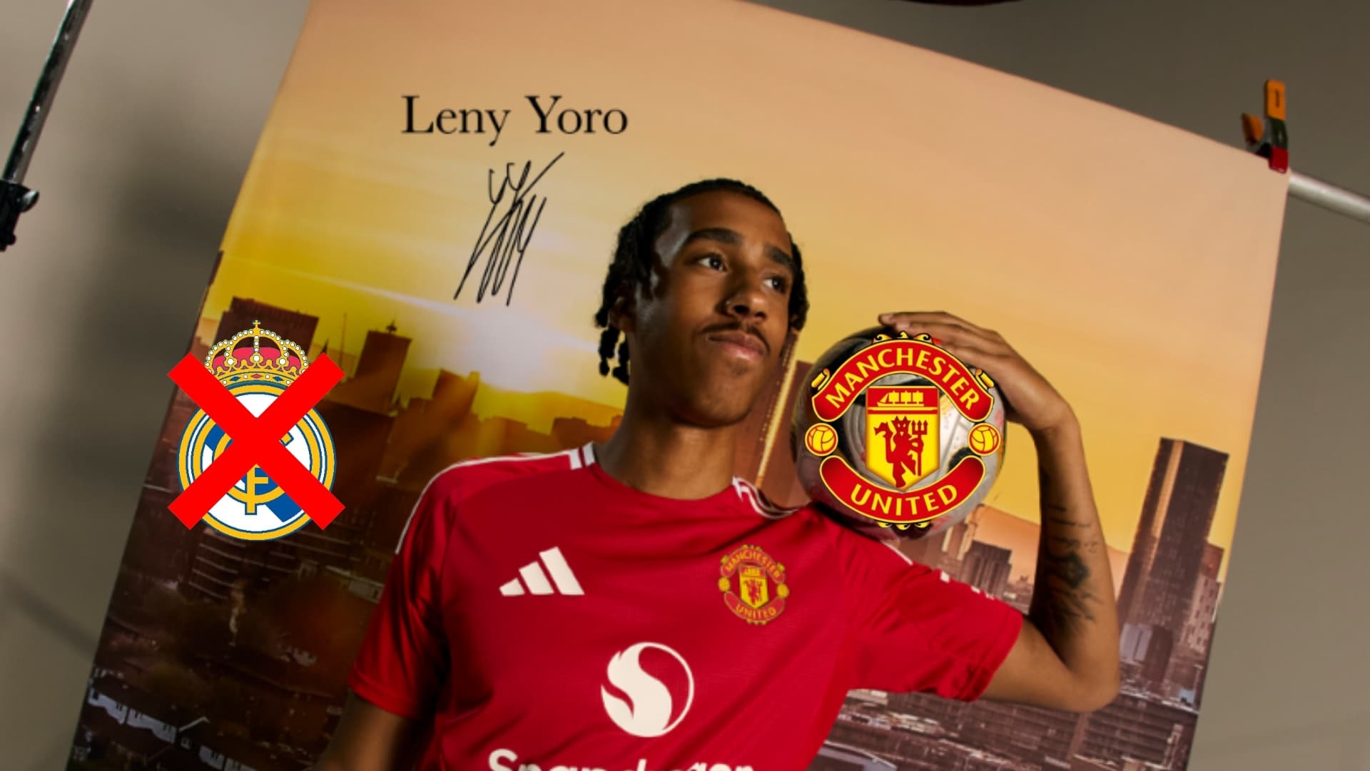 Leny Yoro wears the Manchester United jersey for the first time as the Man United logo is next to him while the Real Madrid badge is crossed out. (Source: Manchester United X)