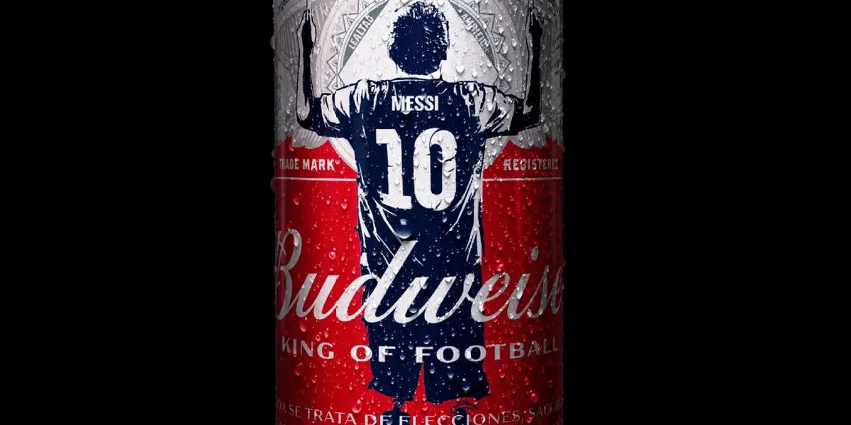 Lionel Messi, after surpassing Pele's goal record, sent a Christmas present to each goalkeeper who scored a goal for FC Barcelona, including Buffon, Casillas or Oblak.