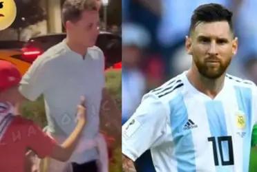 Lionel Messi gives a great lesson to Javier Hernandez, who pushes children instead of signing autographs.