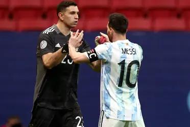Lionel Messi has called his Argentine teammate Emiliano Martinez as the best goalkeeper in the world ahead of his PSG teammates.