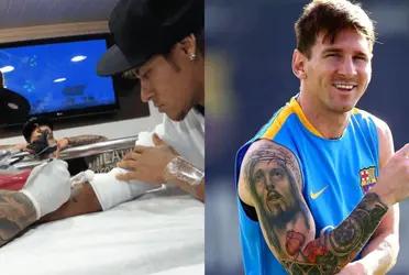 Lionel Messi, Neymar, or Luis Saurez are some of the players who decided to embody an idea and meaning in their skins.
