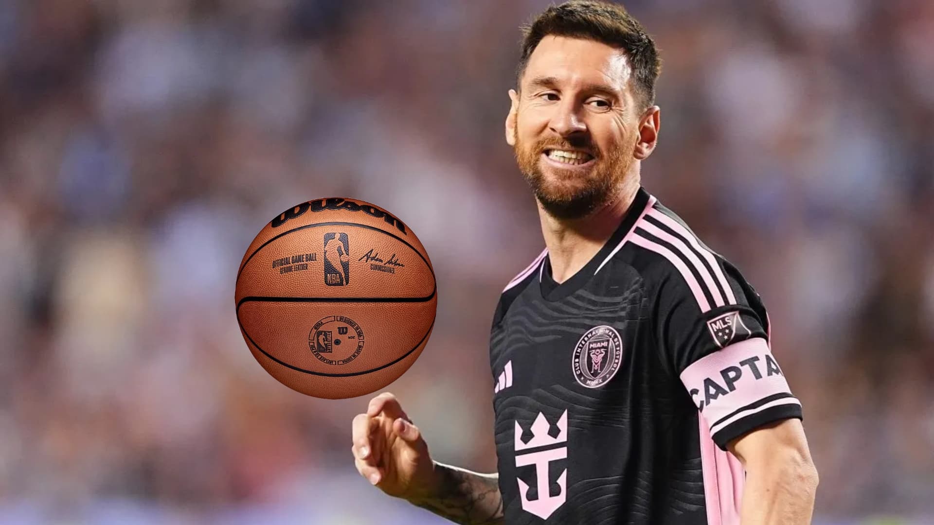 Lionel Messi playing on the pitch during an Inter Miami game.