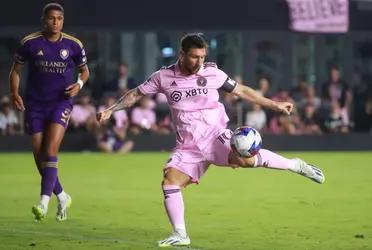 Lionel Messi, the star of Inter Miami, is enjoying a well-deserved vacation at his home in Rosario, without ceasing to be the center of attention even in his free time.