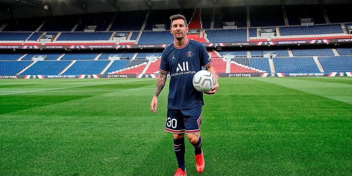 Lionel Messi's current height is 1.70 centimeters. At the age of nine, the FC Barcelona crack did not even reach a meter and a half.