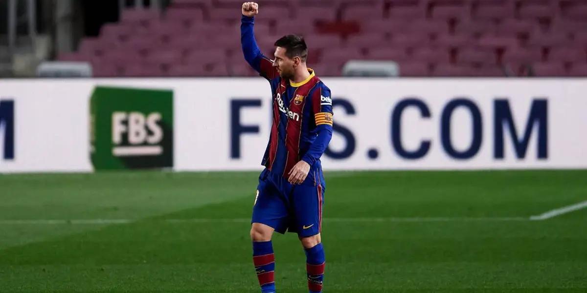 Lionel Messi's son, Thiago replied to the fans who gathered at the door of the house to greet the Argentine.