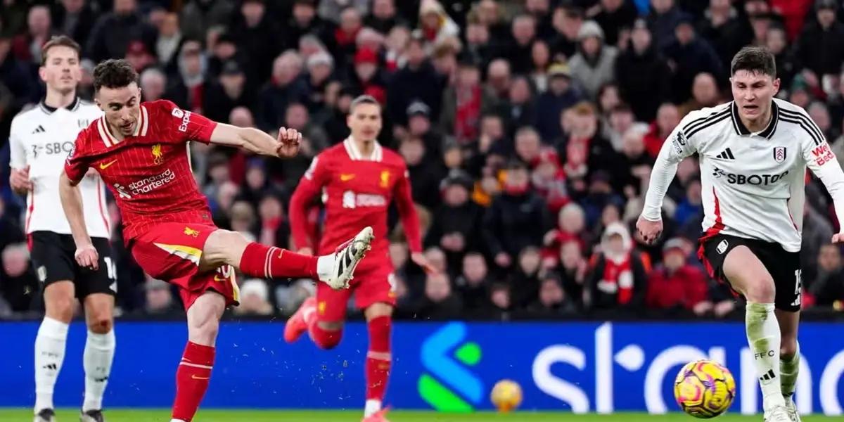 Liverpool avoided defeat against Fulham with a last-minute goal scored by Portugal's Diogo Jota.