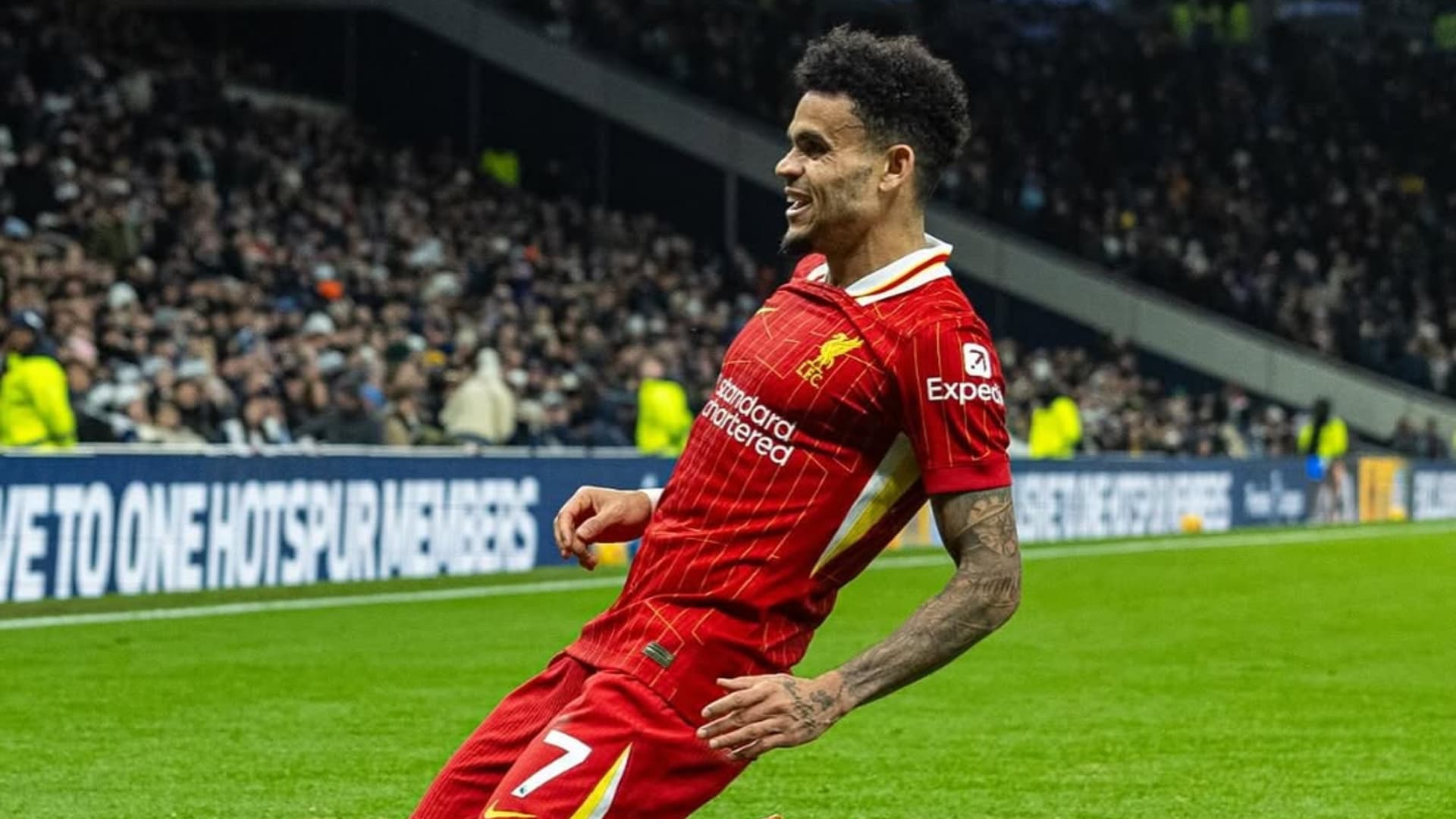 Liverpool Teammates Pull Off Hilarious Prank on Díaz. Photo: Instagram