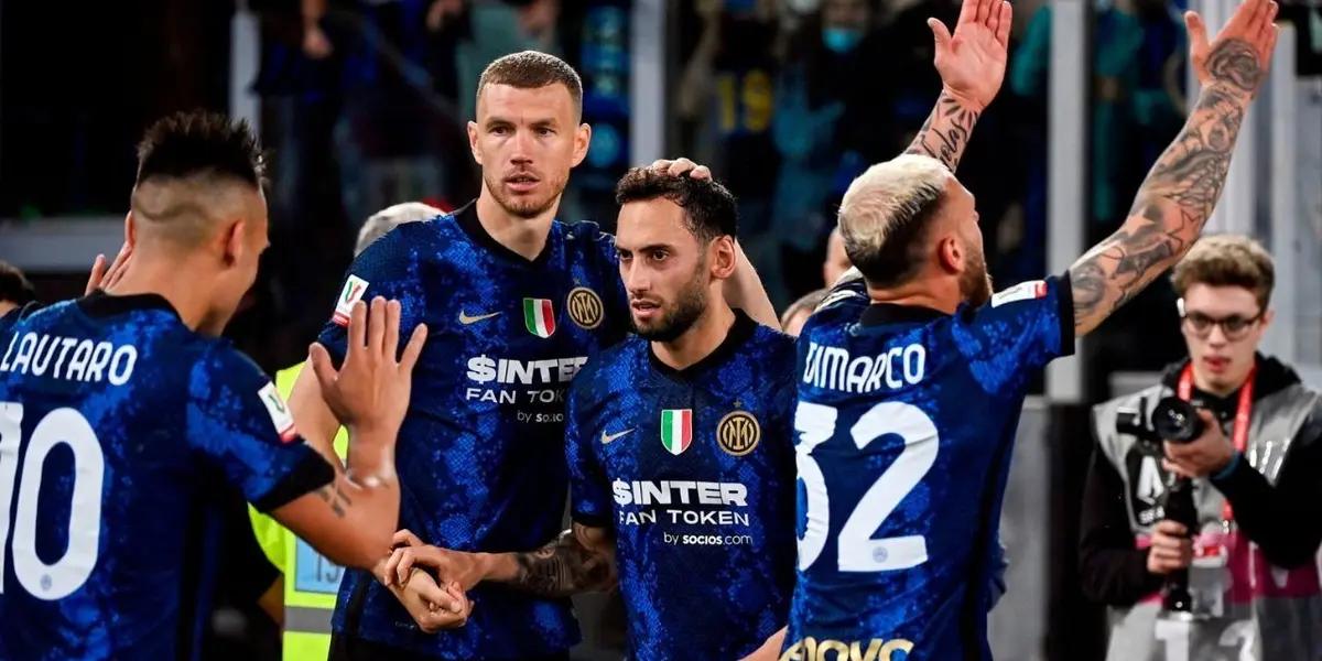 Liverpool want to reinforce the midfield with a player from Inter Milan who would only leave the Giuseppe Meazza for a dizzying figure.