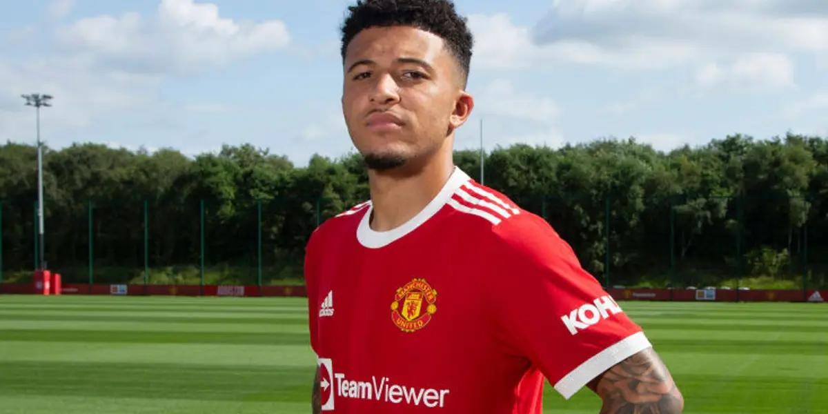 Manchester United announced the signing of Jadon Sancho from Borussia Dortmund in style by posting a video on their social media with the title "This is home".